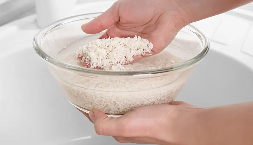 Edukasi air pH 11.5 Strong Kangen Water sebagai pengangkat pestisida