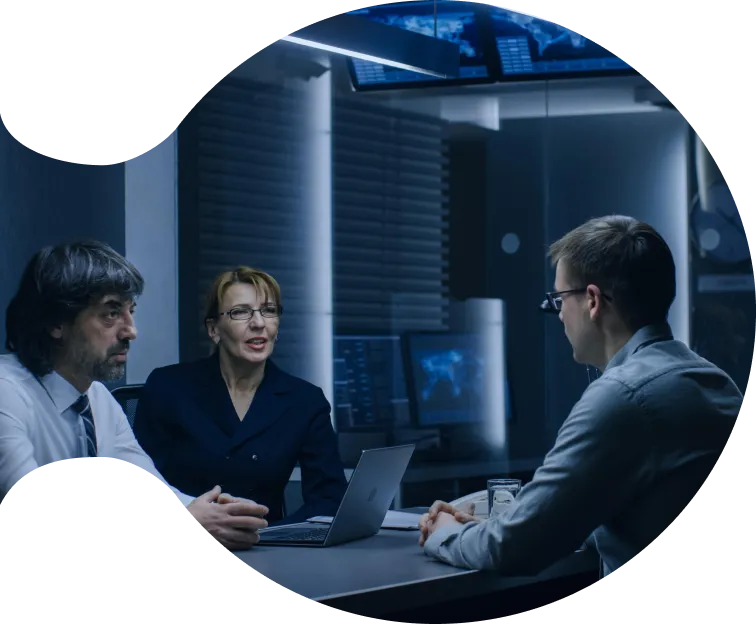 Pertemuan profesional membahas kepatuhan hukum dan legalitas Enagic secara internasional.