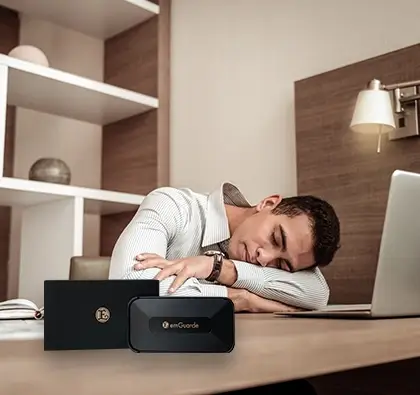 Perangkat EmGuarde untuk menetralisir radiasi elektromagnetik frekuensi tinggi.