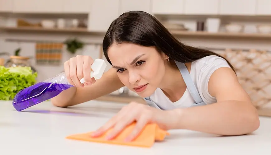 Pembersih lemak alami Kangen Water untuk dapur higienis.